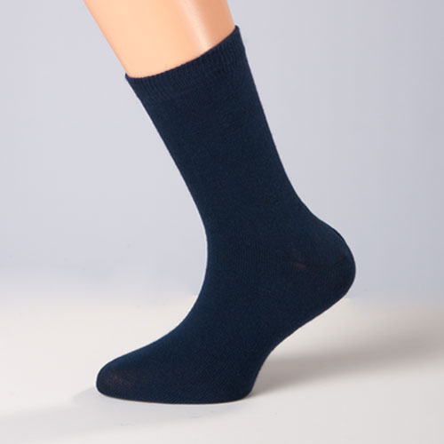 dunkelblaue einfarbige blickdichte Socken baumwolle